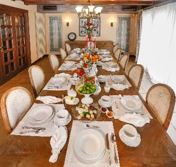 Ciovo Villa with Heated Pool and Sea Access