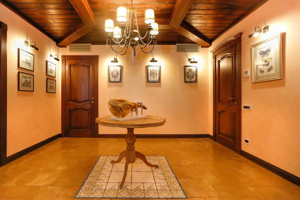Ciovo Villa with Heated Pool and Sea Access