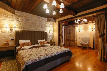 Ciovo Villa with Heated Pool and Sea Access