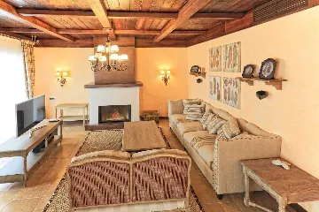 Ciovo Villa with Heated Pool and Sea Access