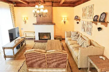 Ciovo Villa with Heated Pool and Sea Access