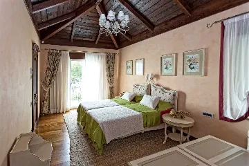 Ciovo Villa with Heated Pool and Sea Access