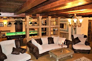 Ciovo Villa with Heated Pool and Sea Access