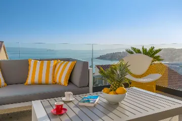 Infinity-Pool Villa in Trogir for 8 Guests
