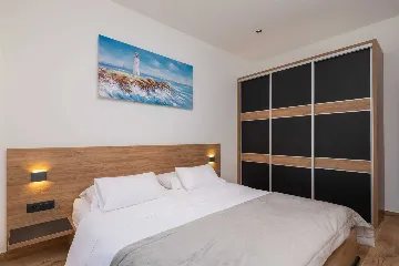 5-Bedroom Villa in Vinišće for 10 Guests