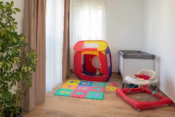 5-Bedroom Villa in Vinišće for 10 Guests