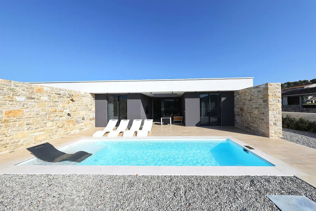 Villa in Kraj for 6 Guests with Outdoor Pool