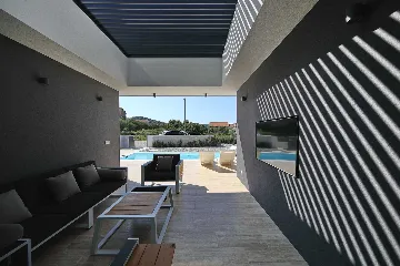 Villa in Kraj for 6 Guests with Outdoor Pool