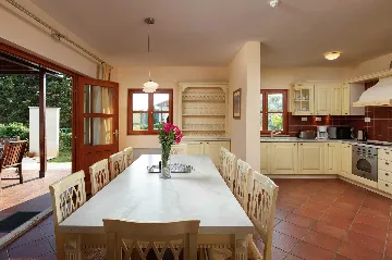 4-Bedroom Villa in Hvar for Up to 8 Guests