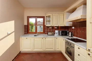 4-Bedroom Villa in Hvar for Up to 8 Guests