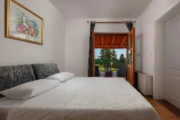 4-Bedroom Villa in Hvar for Up to 8 Guests