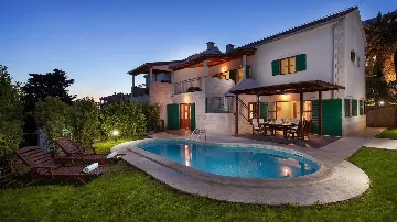 4-Bedroom Villa with Private Pool in Hvar