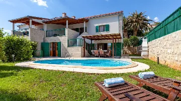 4-Bedroom Villa with Private Pool in Hvar