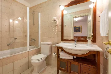 4-Bedroom Villa with Pool in Sumartin, Croatia