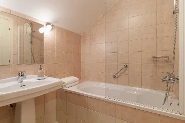 4-Bedroom Villa with Pool in Sumartin, Croatia