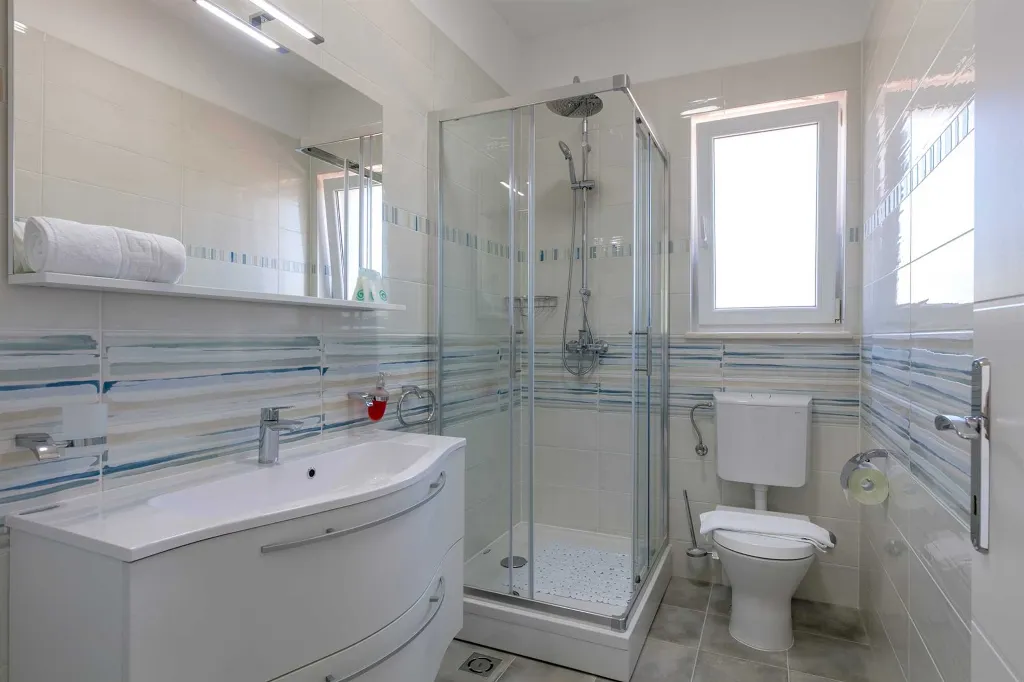 Villa with Private Pool in Makarac (Brac Island)