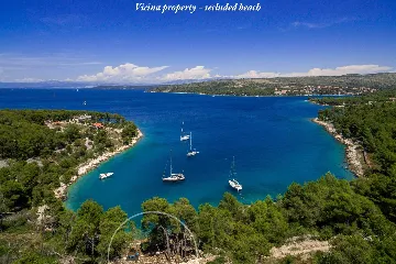 Stone Villa in Milna for up to 9 Guests