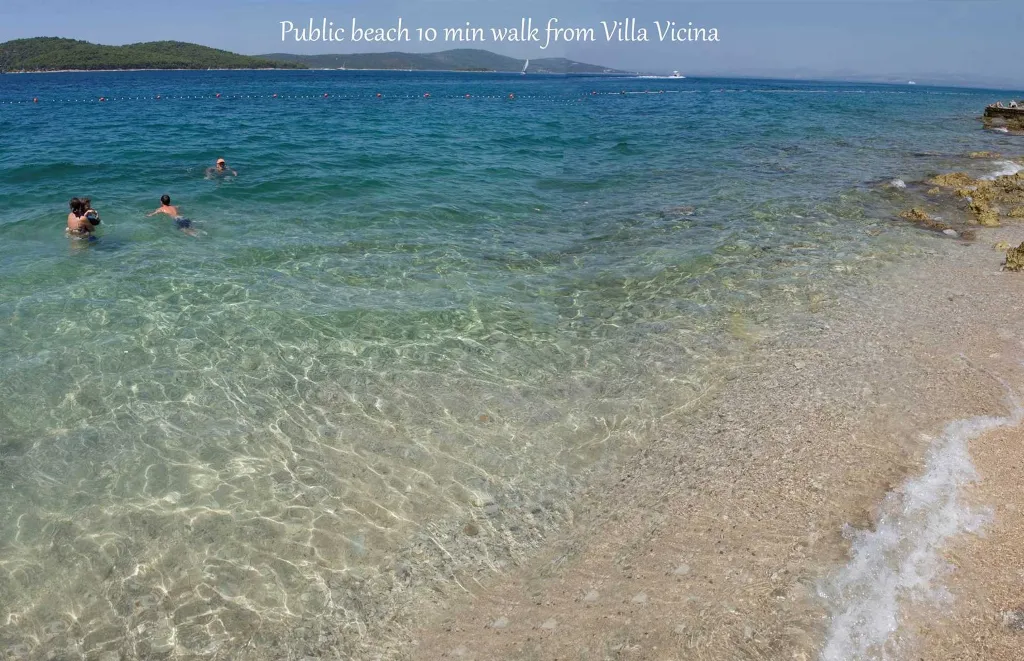 Stone Villa in Milna for up to 9 Guests
