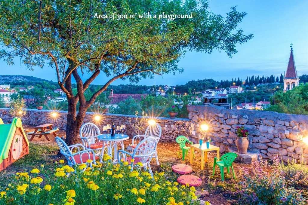 Stone Villa in Milna for up to 9 Guests