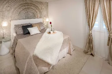 3-Bedroom Villa in Bol with Outdoor Pool