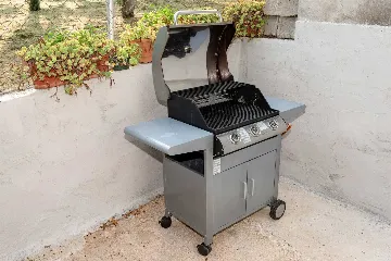 3-Bedroom Villa in Bol with Outdoor Pool