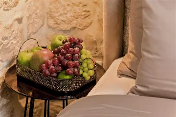 Central Split Air-Conditioned Apartment for 2