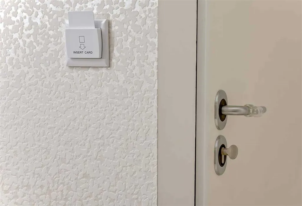 Central Split Air-Conditioned Apartment for 2
