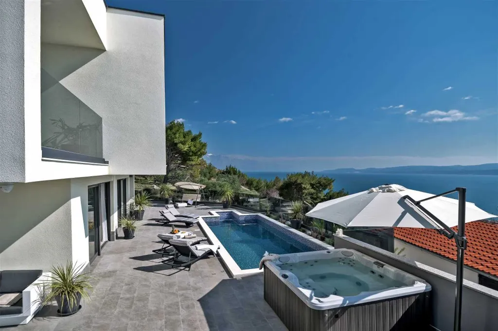 4-Bedroom Villa in Stanići - Tice (Up to 10)