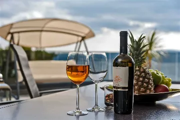 4-Bedroom Villa in Stanići - Tice (Up to 10)