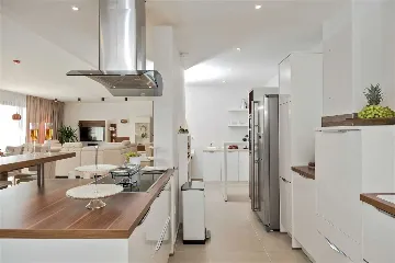 4-Bedroom Villa in Stanići - Tice (Up to 10)