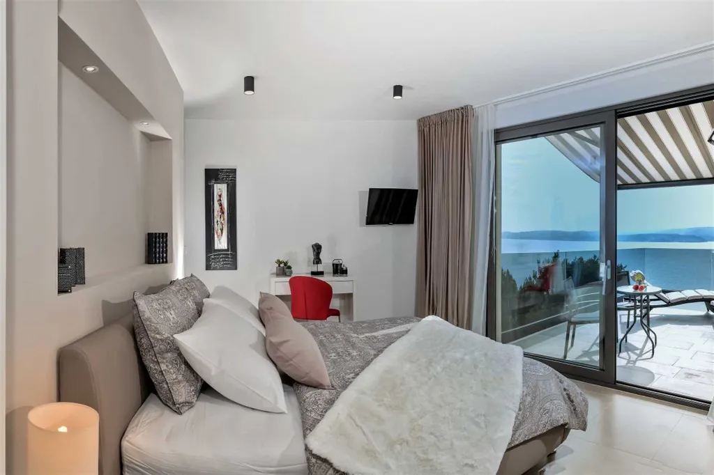4-Bedroom Villa in Stanići - Tice (Up to 10)