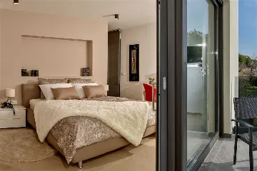 4-Bedroom Villa in Stanići - Tice (Up to 10)