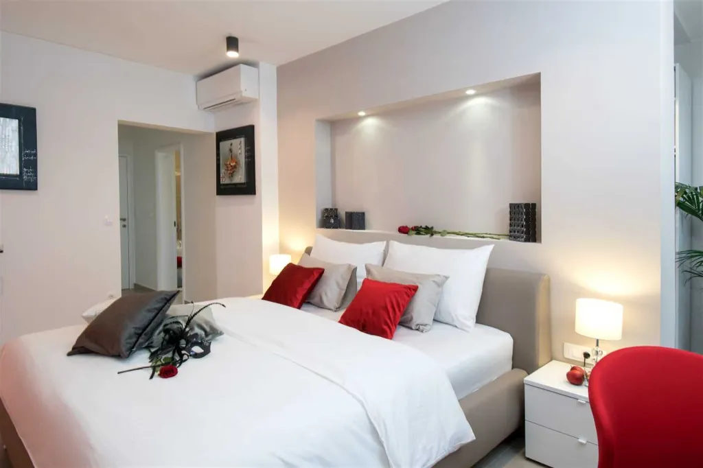 4-Bedroom Villa in Stanići - Tice (Up to 10)