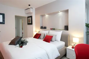 4-Bedroom Villa in Stanići - Tice (Up to 10)