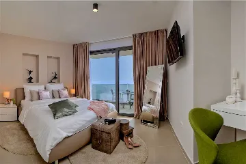 4-Bedroom Villa in Stanići - Tice (Up to 10)