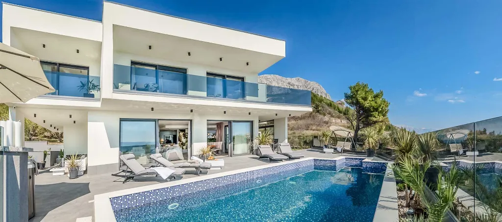 4-Bedroom Villa in Stanići - Tice (Up to 10)