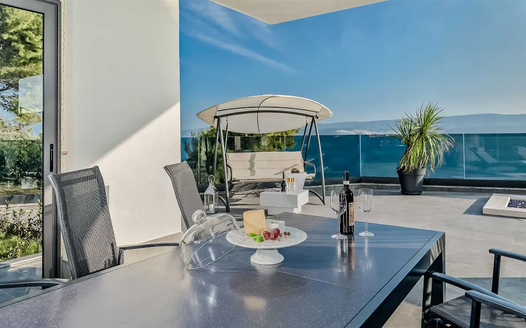 4-Bedroom Villa in Stanići - Tice (Up to 10)