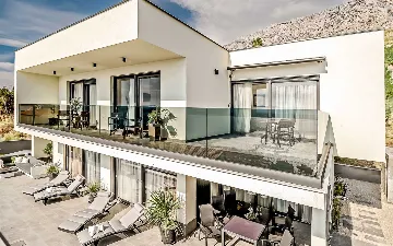 4-Bedroom Villa in Stanići - Tice (Up to 10)