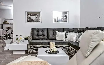 4-Bedroom Villa in Stanići - Tice (Up to 10)