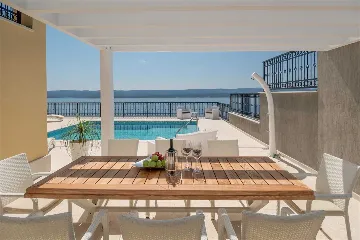 Mimice Villa with Pool for 10+2 Guests