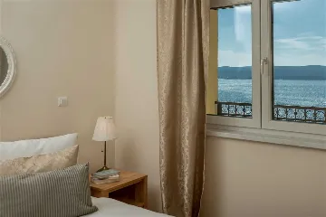 Mimice Villa with Pool for 10+2 Guests