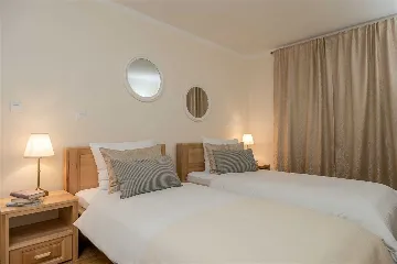 Mimice Villa with Pool for 10+2 Guests