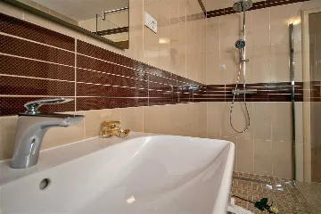 Mimice Villa with Pool for 10+2 Guests