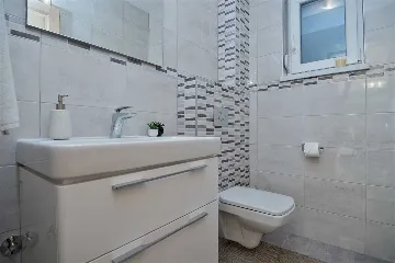 Mimice Villa with Pool for 10+2 Guests