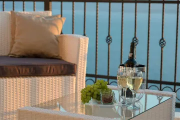 Mimice Villa with Pool for 10+2 Guests