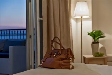 Mimice Villa with Pool for 10+2 Guests