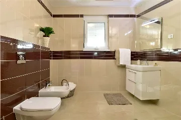 Mimice Villa with Pool for 10+2 Guests