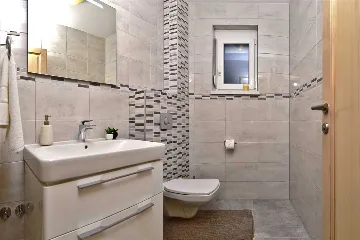 Mimice Villa with Pool for 10+2 Guests