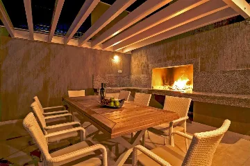 Mimice Villa with Pool for 10+2 Guests