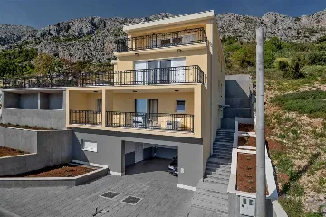 Mimice Villa with Pool for 10+2 Guests